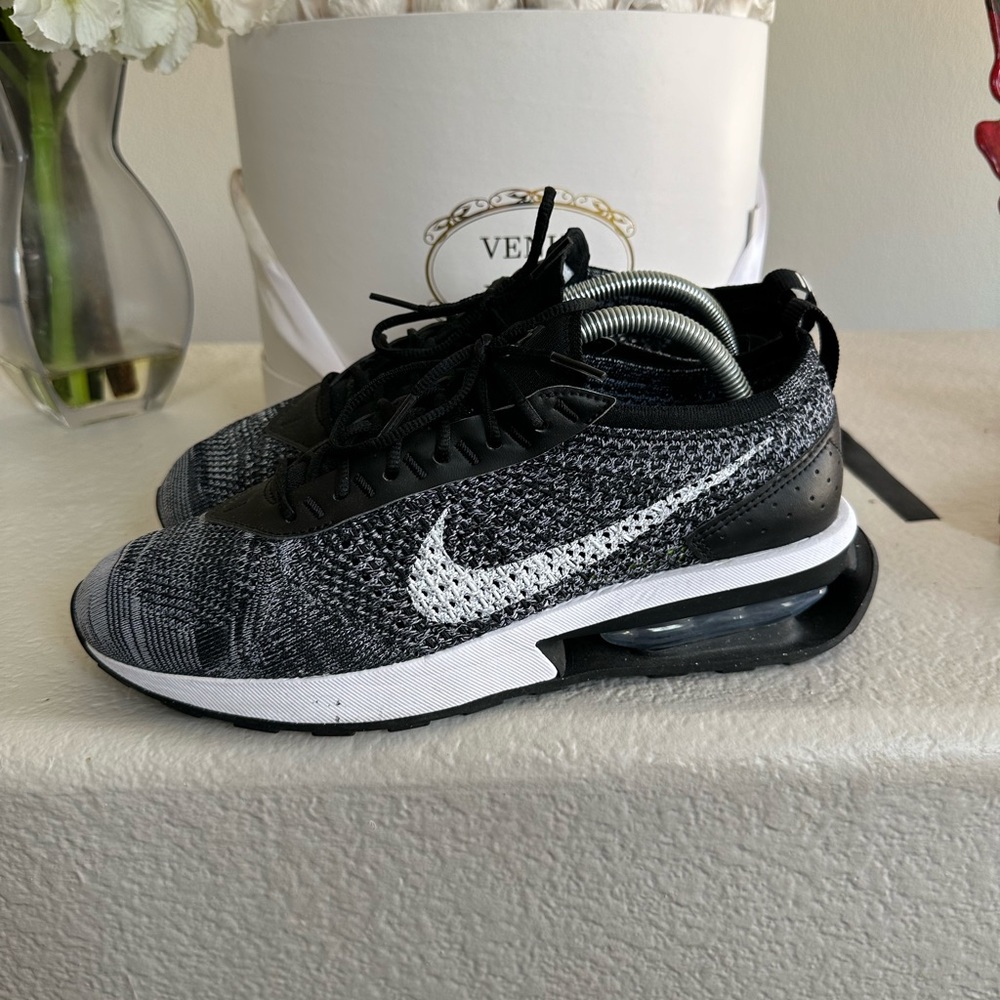 Nike Air Max Flyknit Racer
